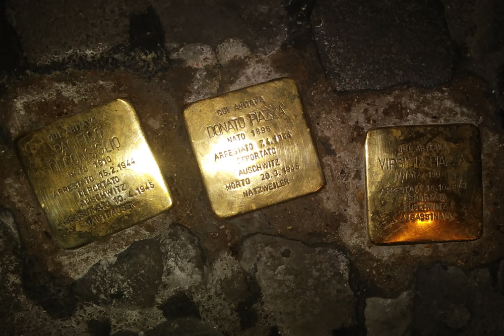 Stolpersteine Via della Reginella 27