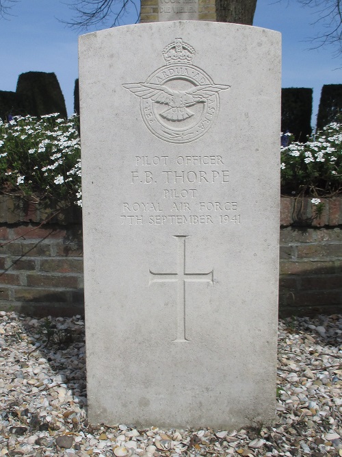 Commonwealth War Graves Protestant Cemetery Bergum #3