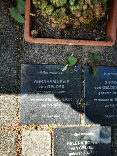 Memorial Stones Brouwerstraat 20 #2