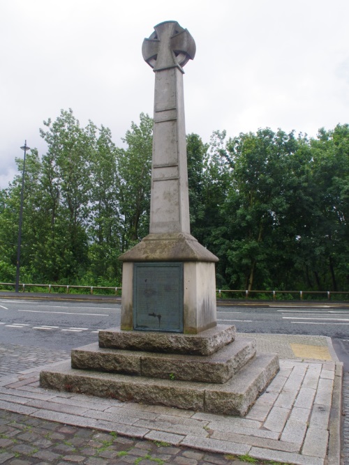 Oorlogsmonument Heaton Mersey #2