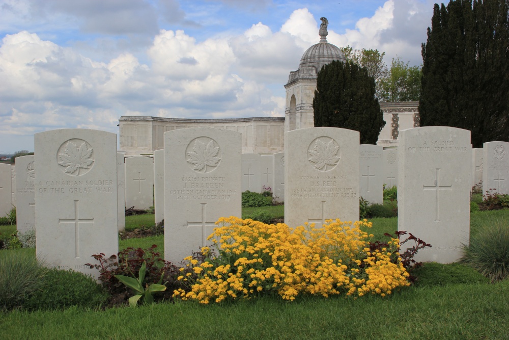 Oorlogsbegraafplaats van het Gemenebest Tyne Cot Cemetery #4
