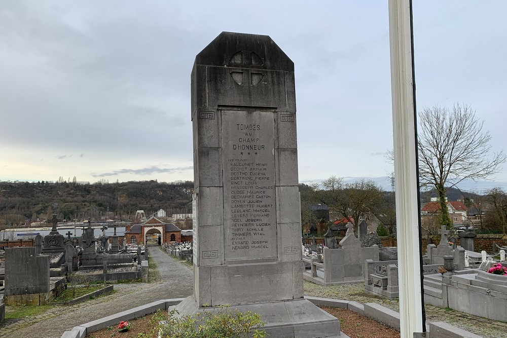Oorlogsmonument Flémalle #2