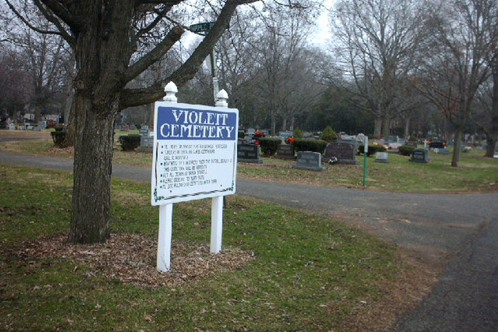 American War Graves Violett Cemetery
