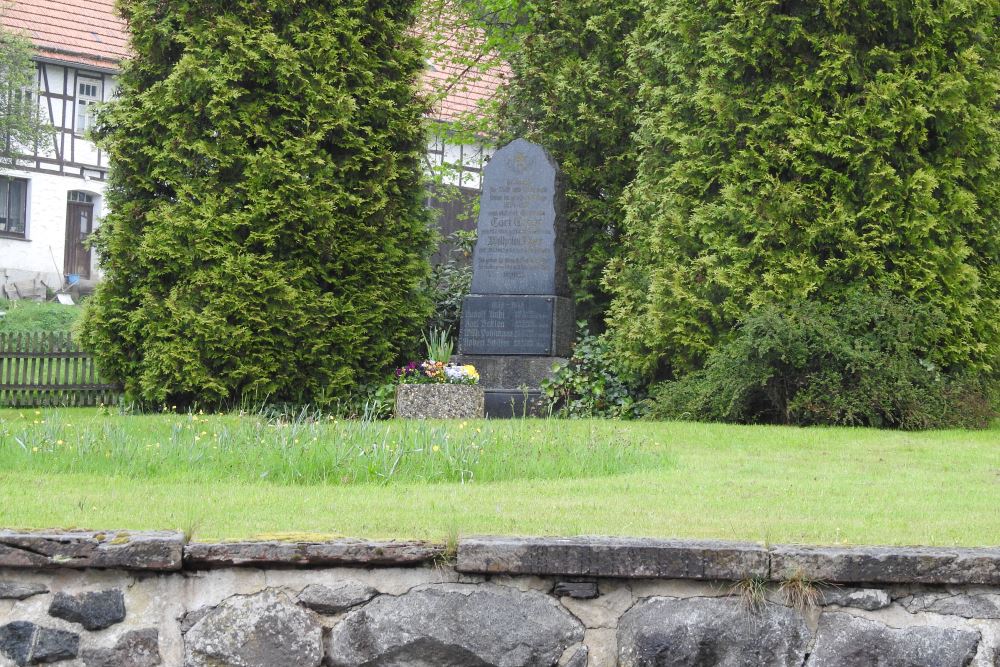 War Memorial Alleringhausen #1