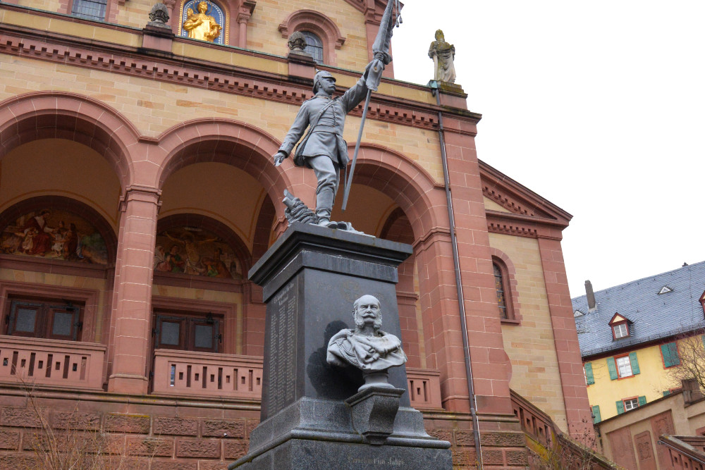 Keizer En Oorlogsmonument Weinheim #1