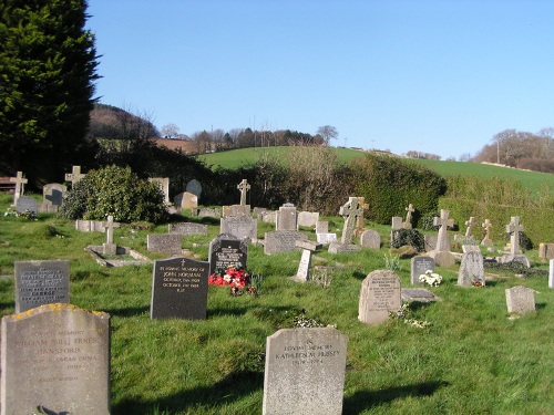 Commonwealth War Grave St Giles Church Cemetery #1