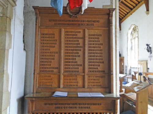 Oorlogsmonument St. Martin Church Overstrand #2