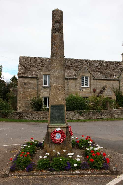 Oorlogsmonument Down Ampney