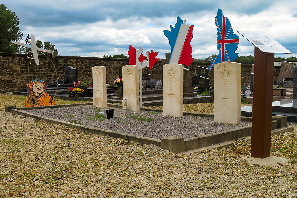 Oorlogsgraven van het Gemenebest Gemeentelijke Begraafplaats Aiglemont #1