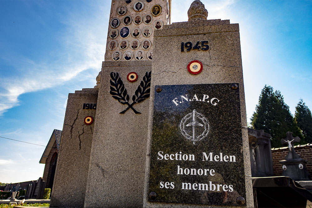 Oorlogsmonument Begraafplaats Mlen #2