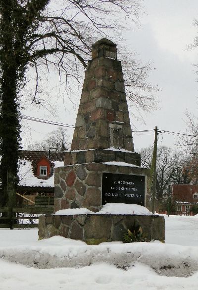 War Memorial Zweedorf #1