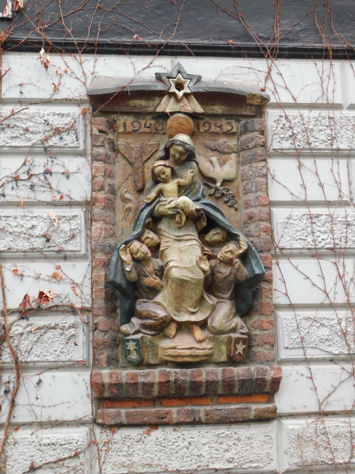 Monument Onze Lieve Vrouw van den Goeden Duik Maastricht #1