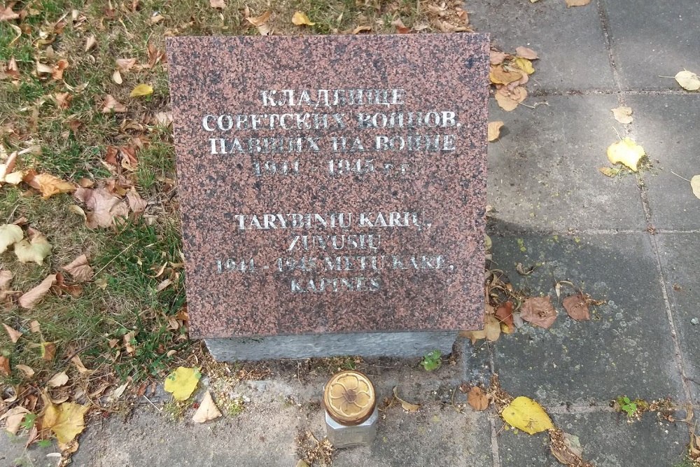 Sovjet Oorlogsbegraafplaats Kalvarija #4