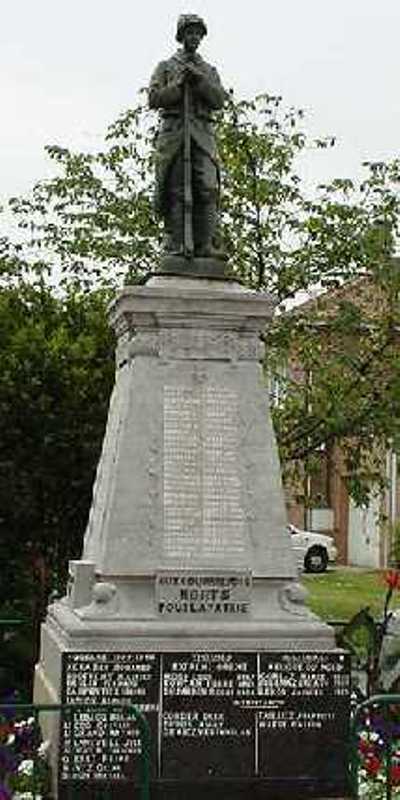 War Memorial Courrires