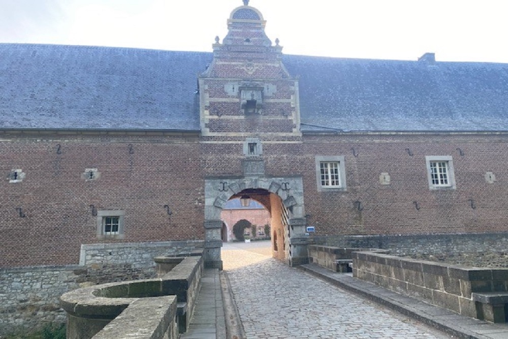 Castle of Mheer
