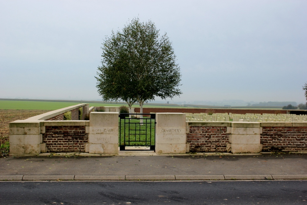 Commonwealth War Cemetery Bois-Carre