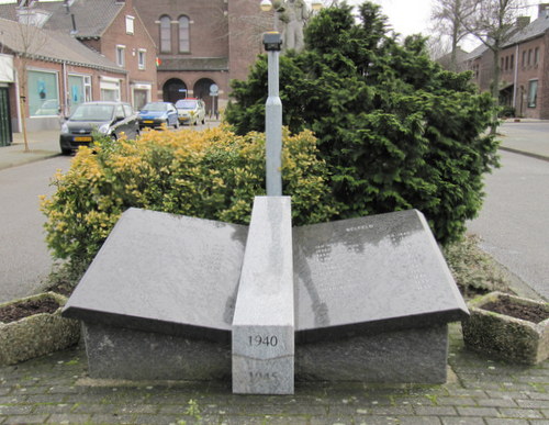 Monument Burgerslachtoffers Belfeld #1
