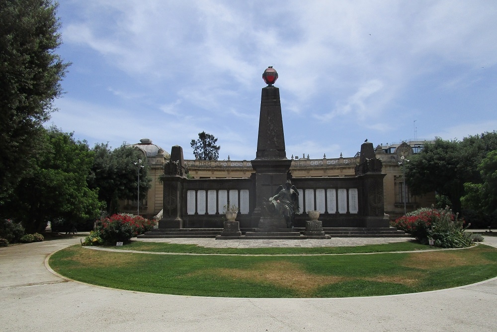 Oorlogsmonument Lecce #1