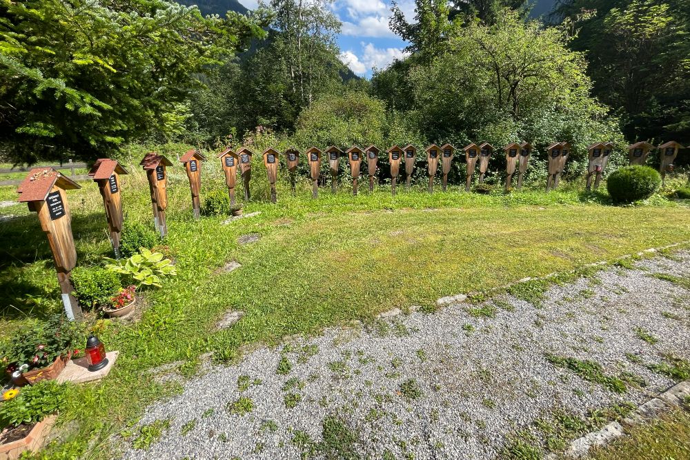 Oorlogsgraven Friedhof Bckstein