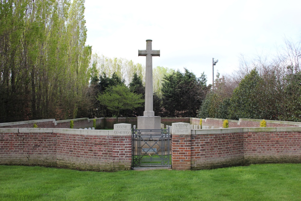 Commonwealth War Cemetery Colne Valley #1