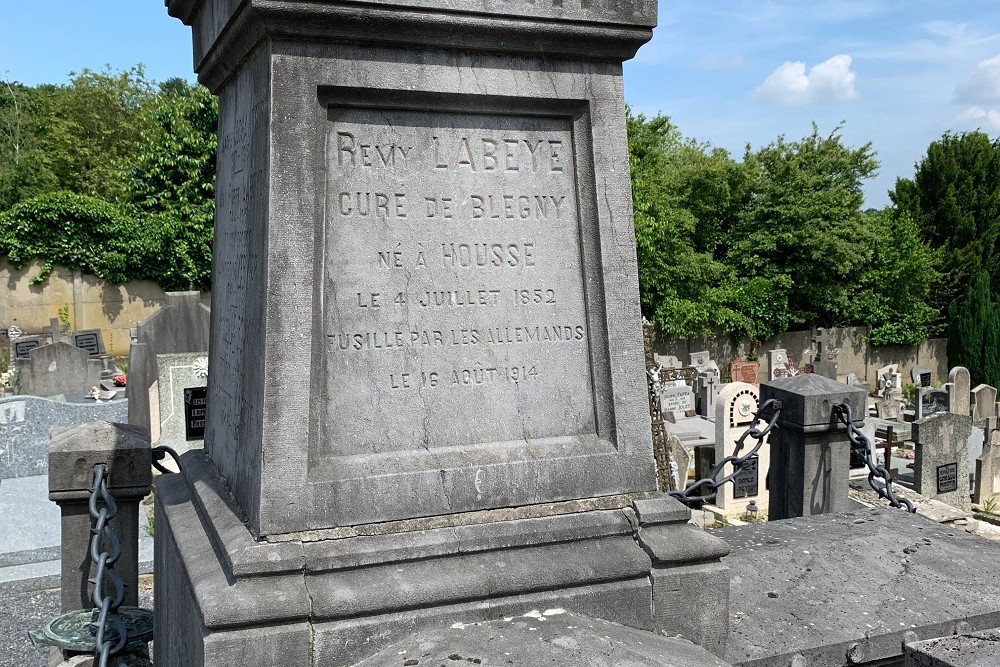 Grave Pastor Labeye Saint-Remy #1