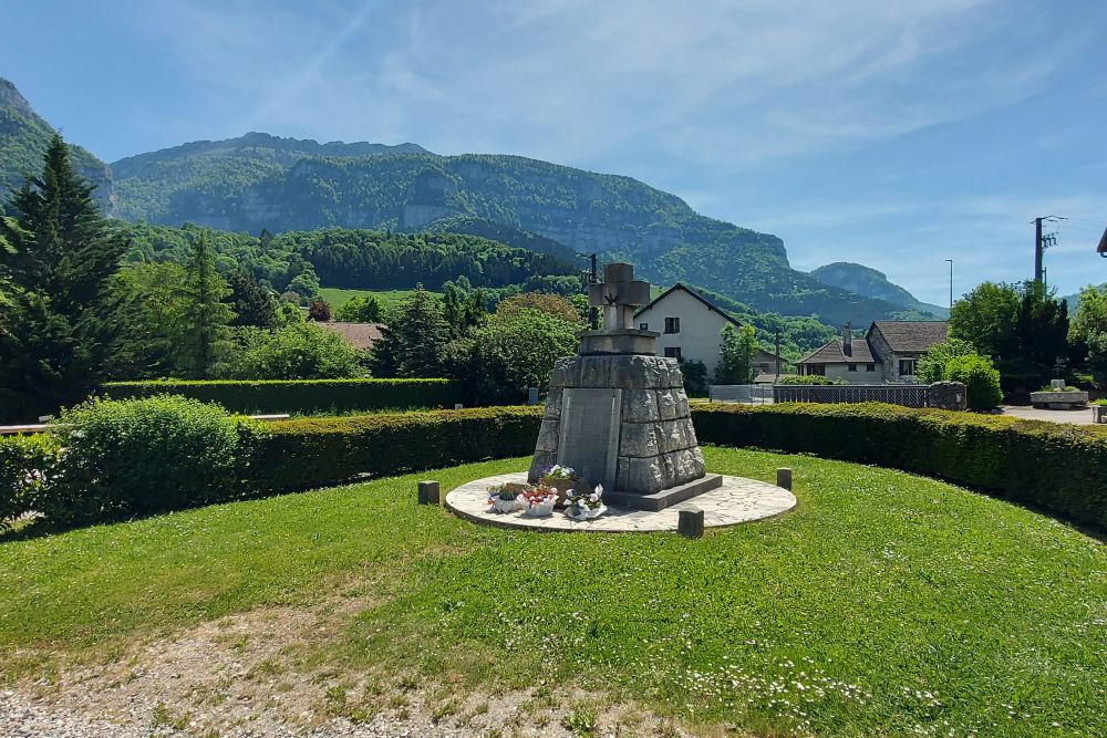 Monument 24 June 1940 La Placette