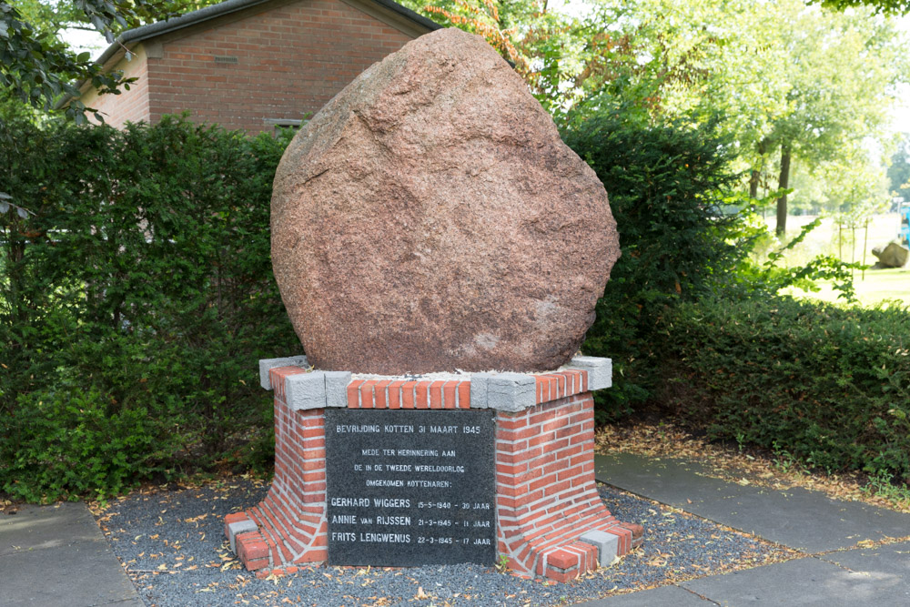 War Memorial Kotten #1