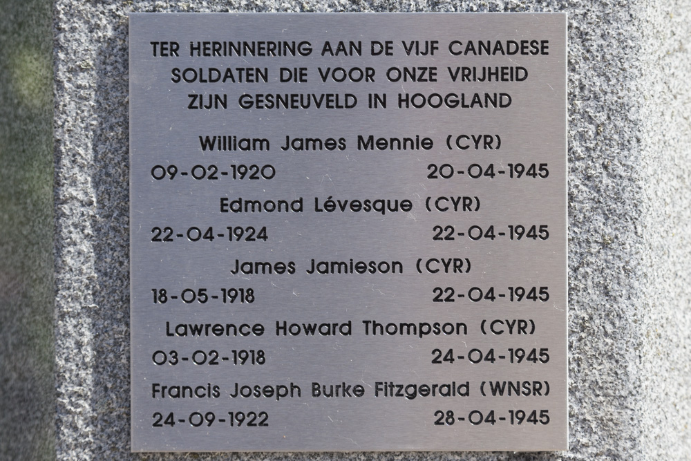 Gedenkteken Gesneuvelde Canadese Soldaten Hoogland #1