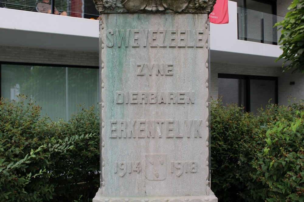 Oorlogsmonument Zwevezele #2