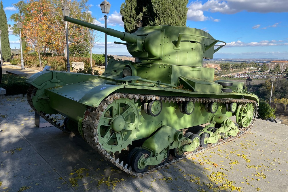 Army Museum Alcázar #3