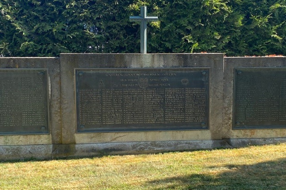 Monument Slachtoffers Bombardement April 1945 #2