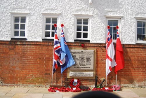 Oorlogsmonument Badshot Lea