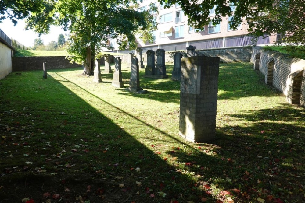 Memorial Jewish Cemetery Gulpen #1
