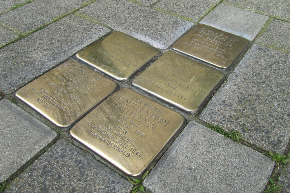 Stolpersteine Friesenwall 96 - 98