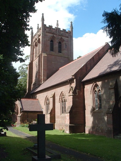 Oorlogsgraf van het Gemenebest St. Andrew Churchyard #1