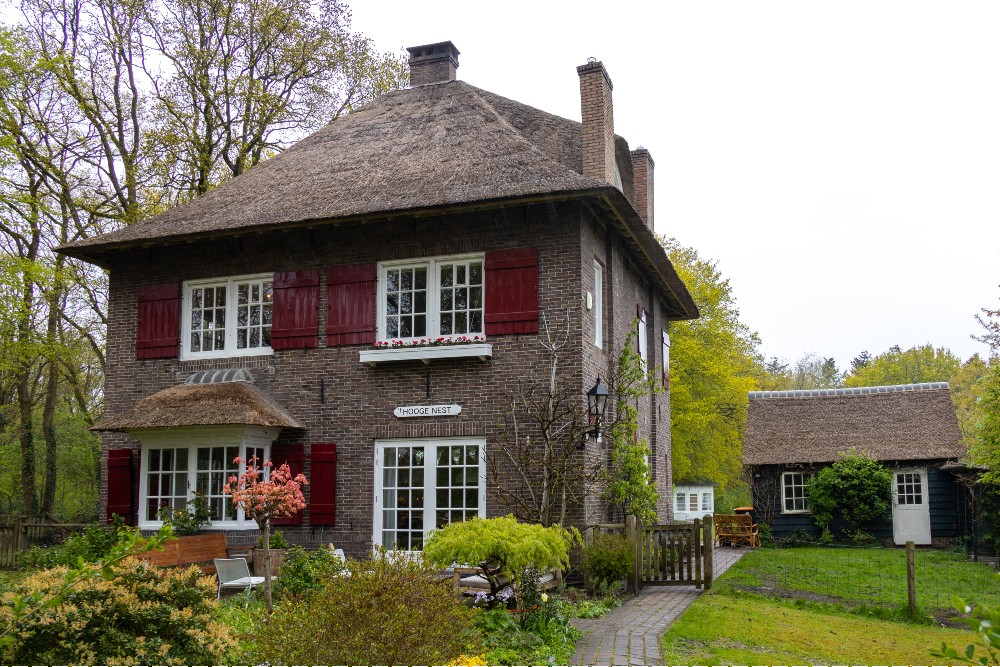 Roxane van Iperen over t Hooge Nest in Lambertuskerk Vught