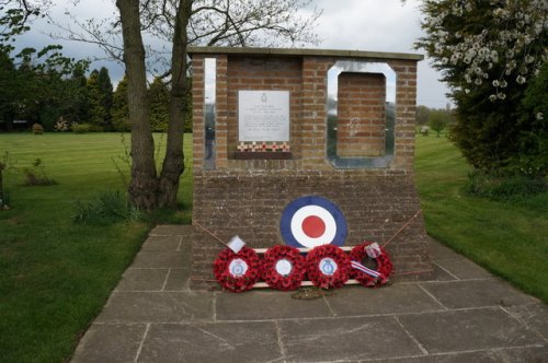 Memorial No. 10 Squadron 4 Group Bomber Command #2