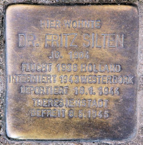 Stolpersteine Knesebeckstraße 28 #2