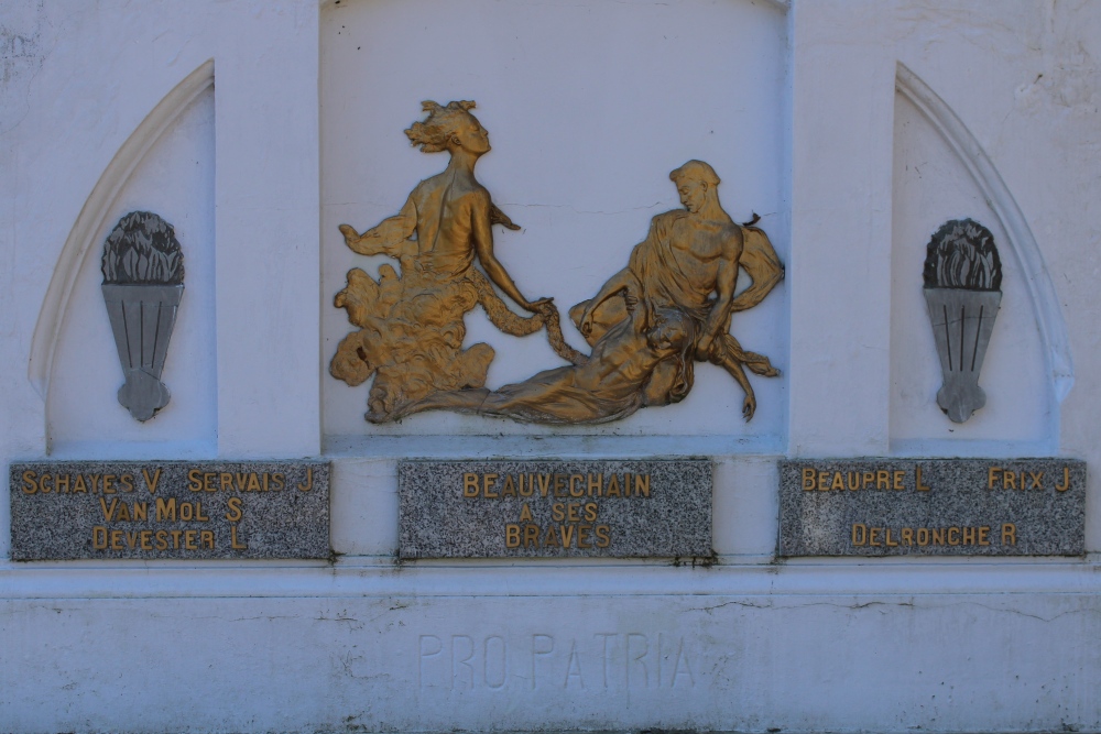 Oorlogsmonument Beauvechain #3