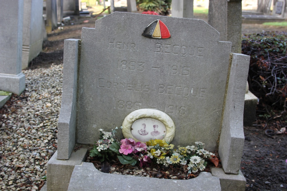 Belgische Oorlogsgraven Sint-Agatha-Berchem Groendreef #1