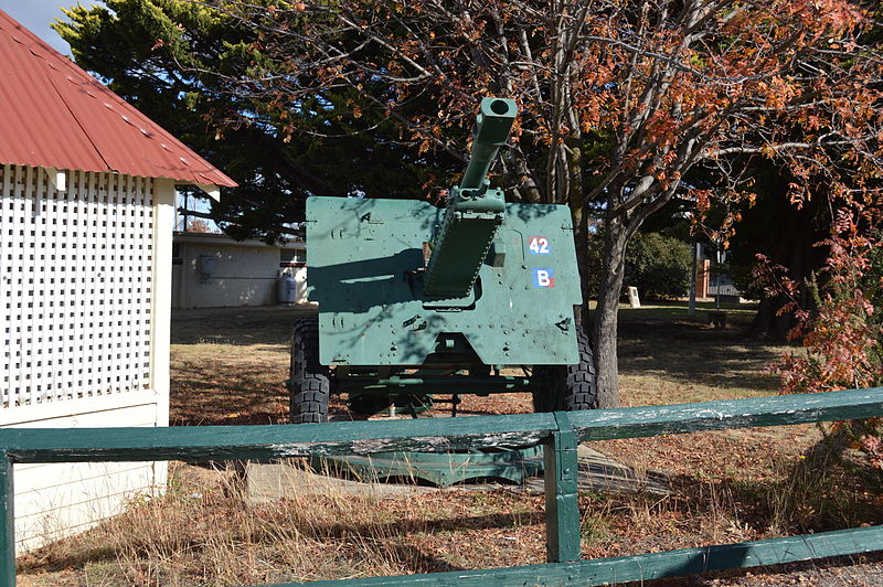 25 Pounder Gun