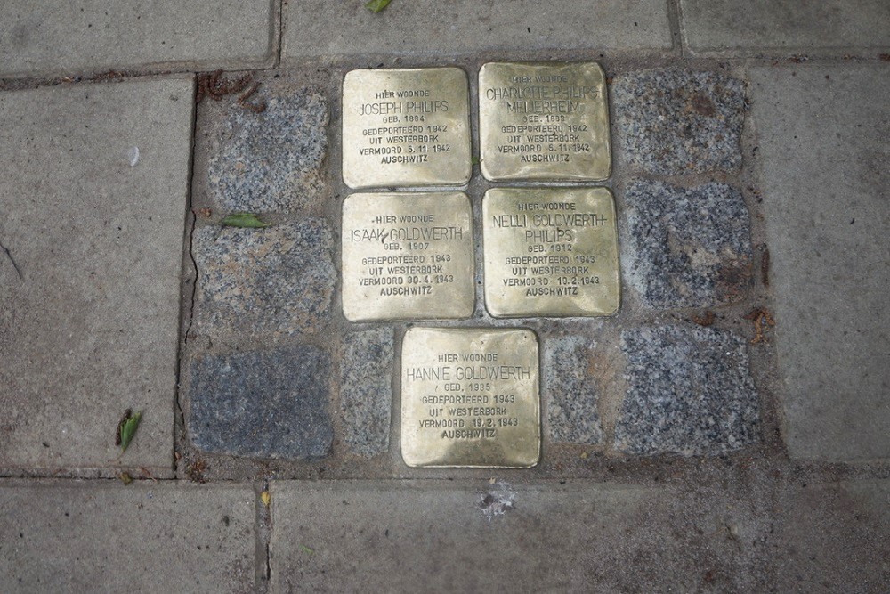 Stolpersteine Kapelweg 9 #1