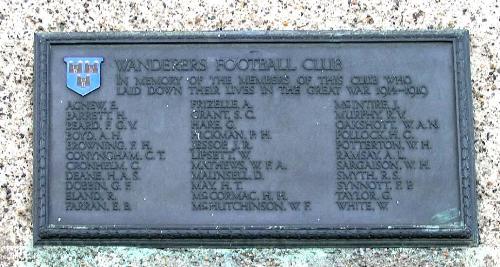 Oorlogsmonument Wanderers Football Club #1