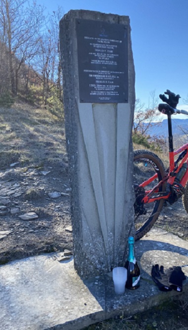 Monument Lieutenant Colonel Charles Furr