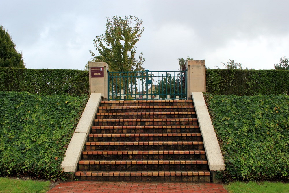 Franse Oorlogsbegraafplaats Marœuil