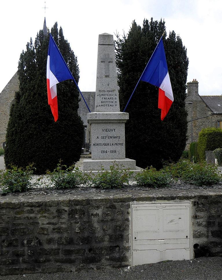 Oorlogsmonument Vieuvy #1