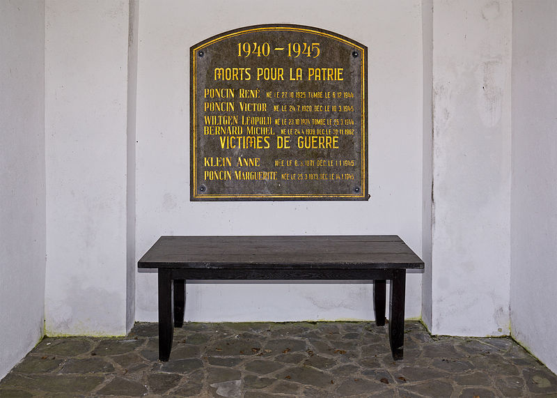 War Memorial Berlé #1