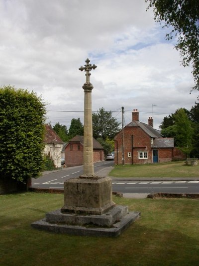 Oorlogsmonument Cranborne #1