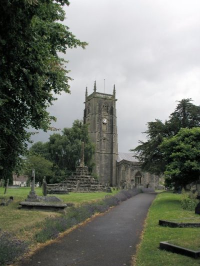 Commonwealth War Grave St. Andrew Churchyard #1