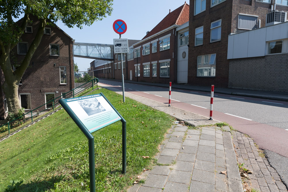 Information sign no. 3 Second World War in Hardinxveld-Giessendam #2